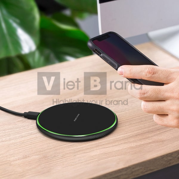 qua-tang-doanh-nghiep-doc-dao