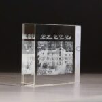 Chặn giấy pha lê cao cấp hình chữ nhật khắc 3D | In ấn theo yêu cầu