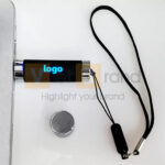 USB quà tặng dây treo dài độc đáo