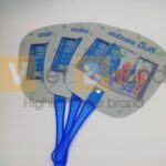 Quạt tròn nhựa cầm tay hỗ trợ in logo doanh nghiệp