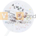 Quạt nhựa trắng trơn có hỗ trợ in thiết kế tùy chọn cho khách hàng