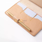 Ví da bọc passport kèm lỗ gài bút