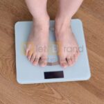 Cân điện tử 180kg kèm đo các chỉ số sức khỏe